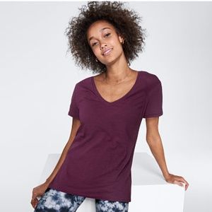 VS PINK PERFECT CREW V NECK MAROON TEE Small NWT